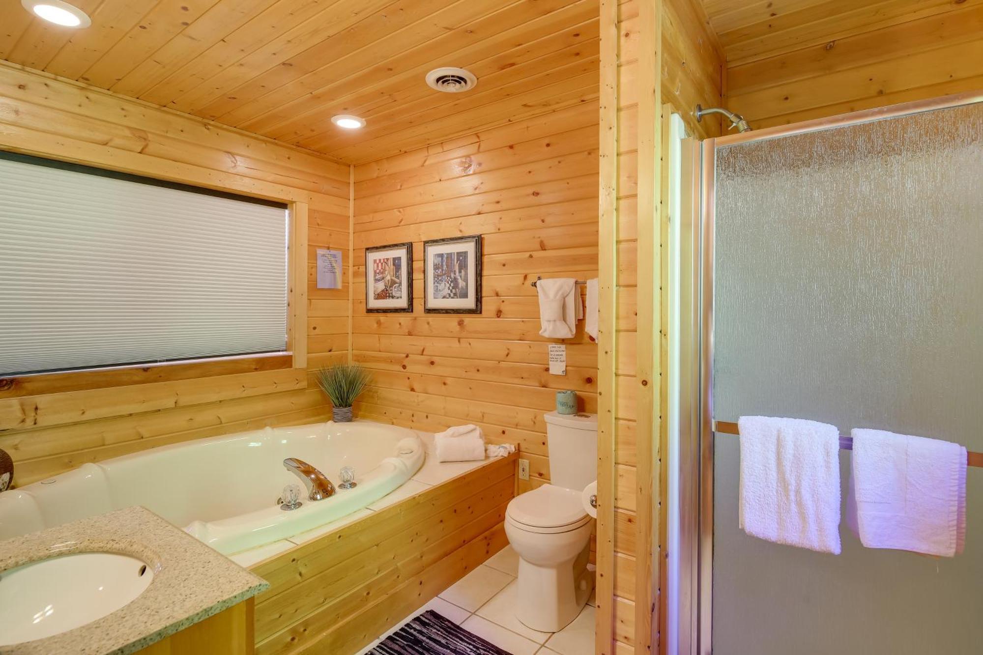 Secluded And Wooded Wears Valley Cabin With Fire Pit! Sevierville Exterior foto