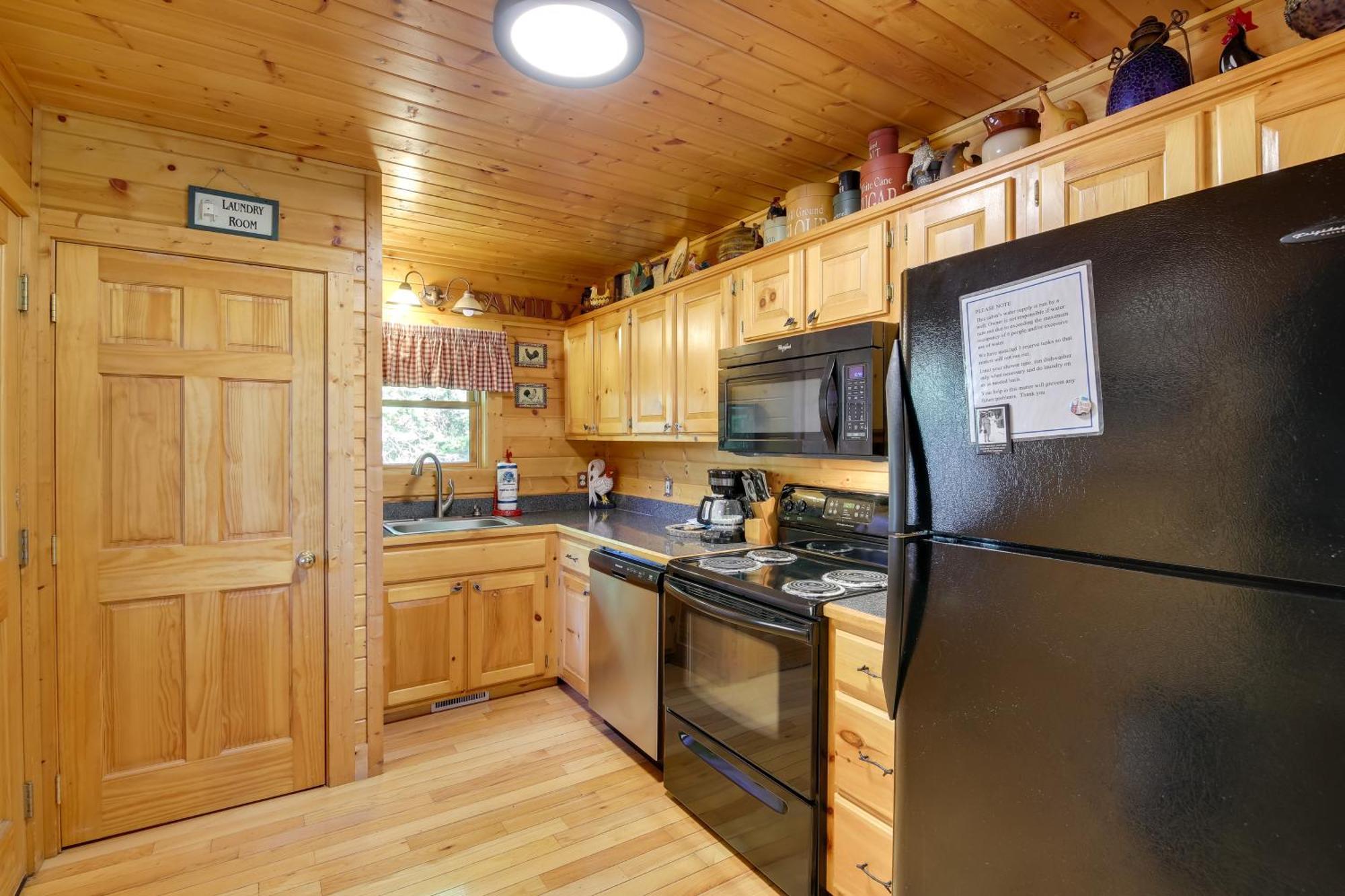 Secluded And Wooded Wears Valley Cabin With Fire Pit! Sevierville Exterior foto