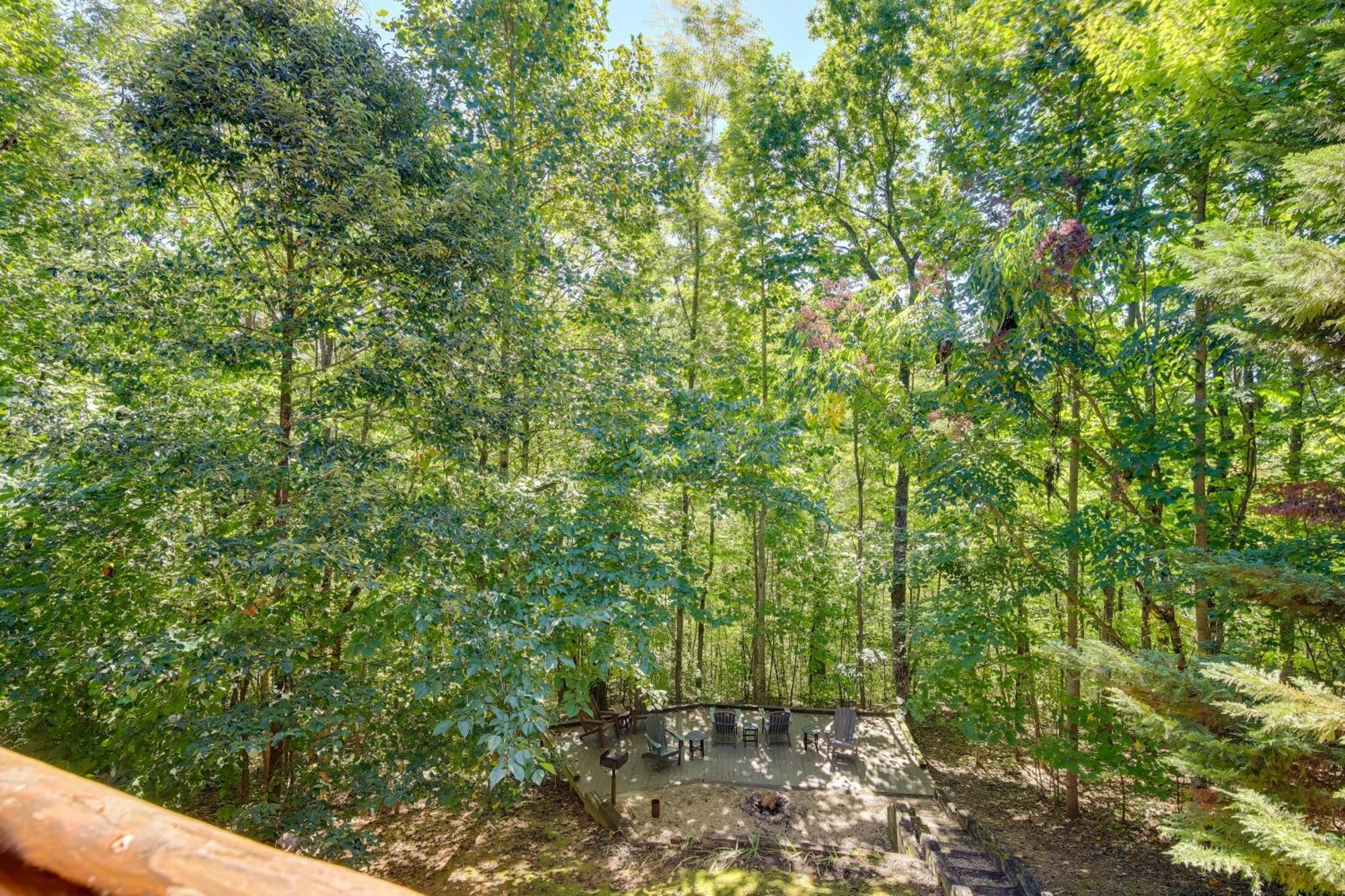 Secluded And Wooded Wears Valley Cabin With Fire Pit! Sevierville Exterior foto